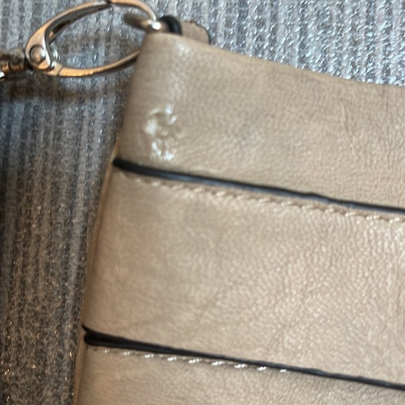 Big Buddha with rosette flower 9”x5x wrist bag pics show some wear - Picture 3 of 4